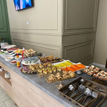 Resident Hotel Ташкент Экстерьер фото
