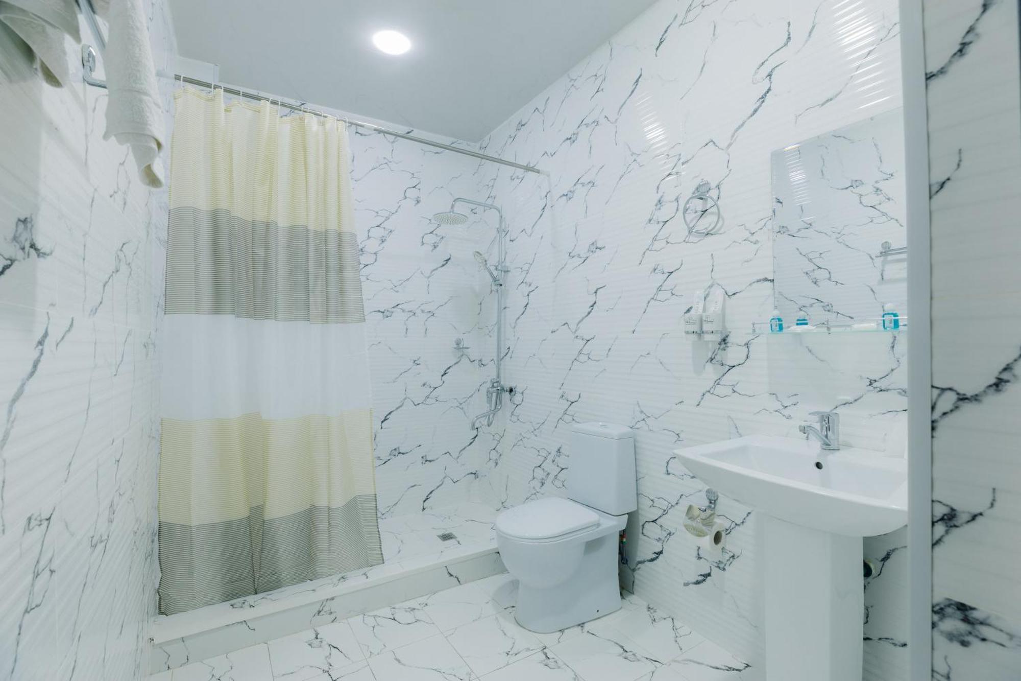 Resident Hotel Ташкент Экстерьер фото